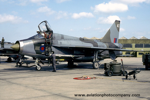 RAF 5 Squadron English Electric Lightning T.5 XS416/AT (1984)