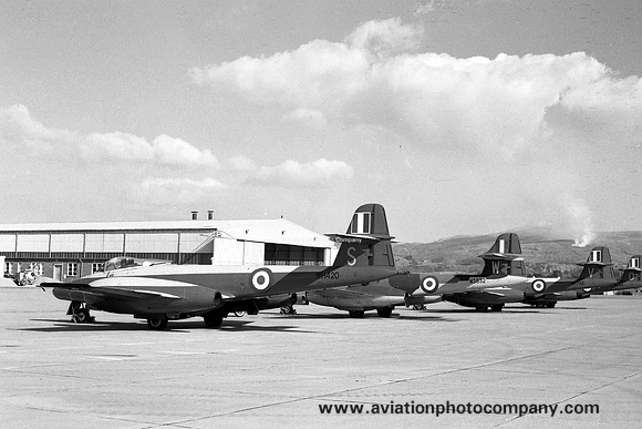 RAE Llanbedr Gloster Meteor U.16 WH420/S (1970)