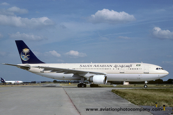 Saudia Saudi Arabian Airbus A300B4-600 HZ-AJE (2000)