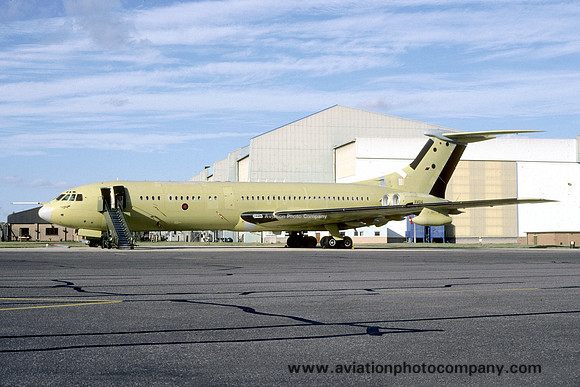 RAF Vickers VC-10 C.1K XV104 (2000)