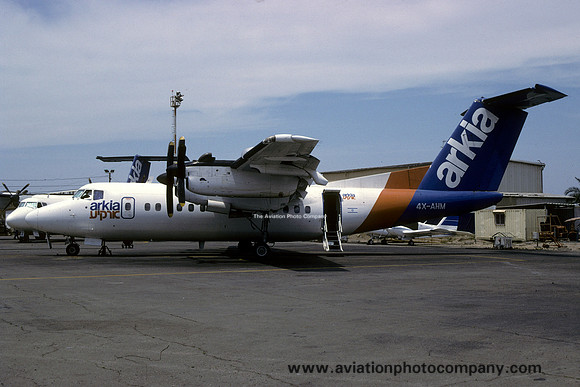 Arkia DHC-7-100 4X-AHM (1998)