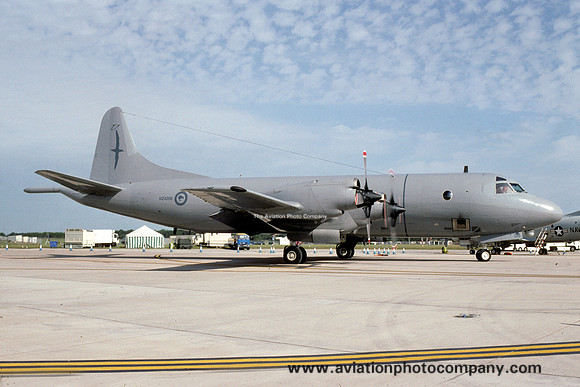 RNZAF 5 Squadron Lockheed P-3K Orion NZ4206 at RIAT Fairford (2002)
