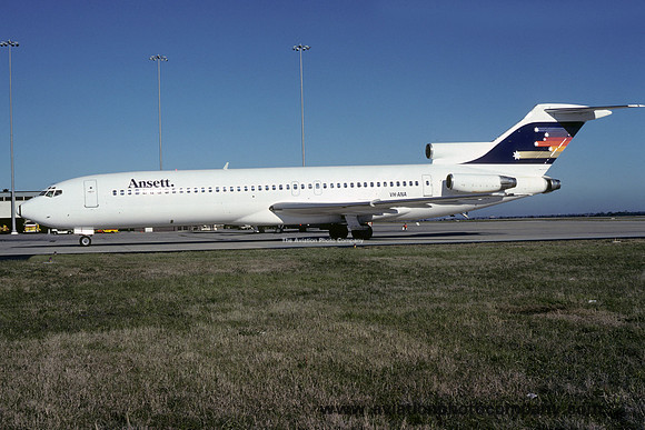Ansett Airlines Boeing 727-200 VH-ANA (1981)