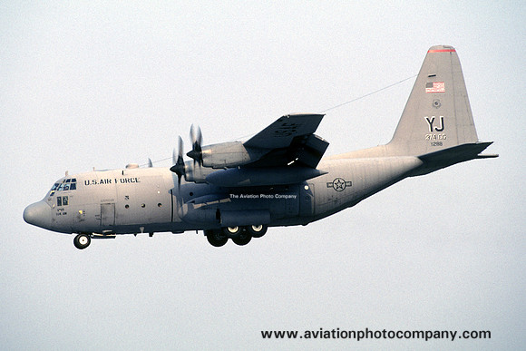 USAF 374 AW 36 AS Lockheed C-130E Hercules 72-1288/YJ (2003)