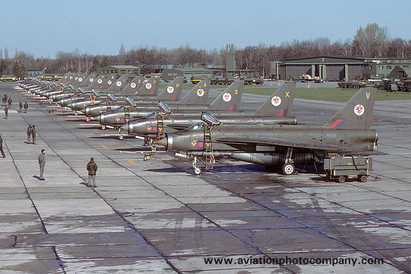 RAF 92 Squadron English Electric Lightning F.2 Lineup at RAF Gutersloh (1976)