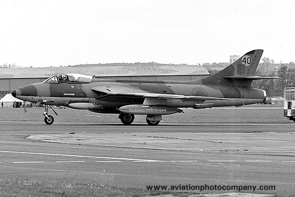 RAF 220 OCU Hawker Hunter F.6 XF382/40 (1972)