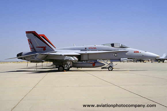 US Navy VFA-94 McDonnell Douglas F/A-18C Hornet 164048/NH-400 (2000)