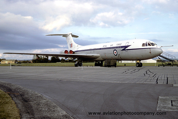 RAF 10 Squadron Vickers VC-10 C.1K XV101 at the RNAS Yeovilton Air Day (1994)