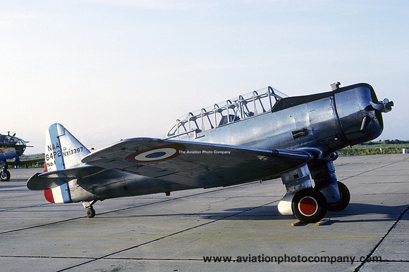 North American NA-64 Yale NX13397 (1981)