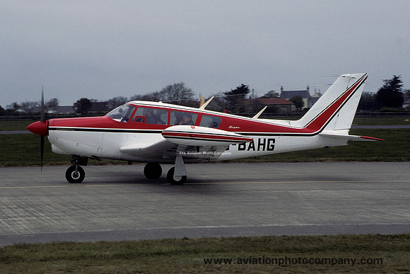 Piper PA-24-260B Comanche G-BAHG (1984)