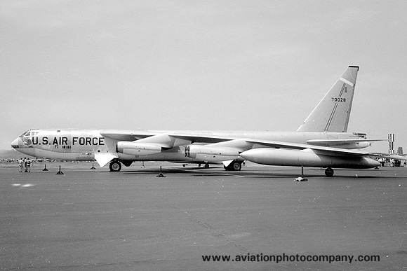 USAF 17 BW Boeing B-52E Stratofortress 57-0028 (1965)