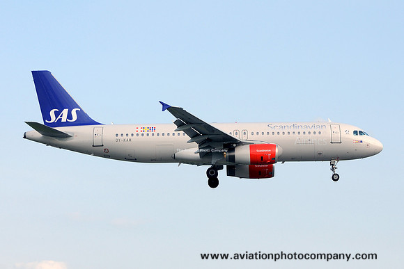SAS Airbus A320-200 OY-KAM at Manchester (2013)