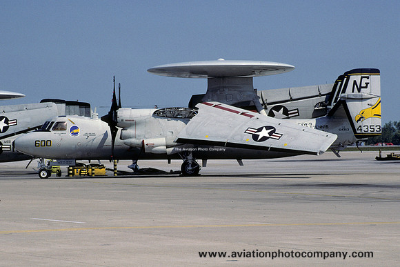 US Navy VAW-112 Grumman E-2C Hawkeye 164353/NG-600 (2001)