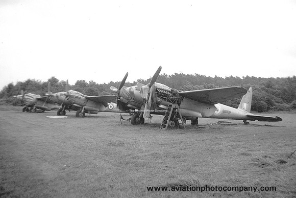 RAF 1 SoTT De Havilland Mosquito B.35 6690M (1958)