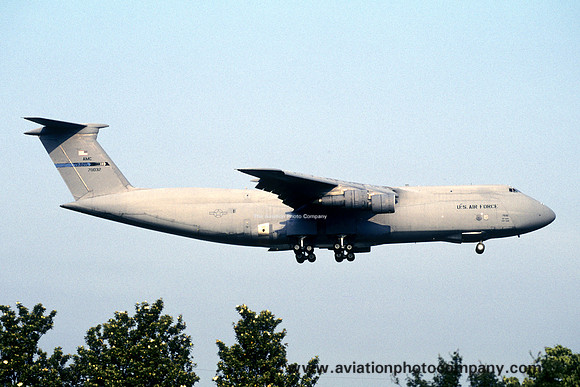 USAF 60/349 AMW Lockheed C-5B Galaxy 87-0032 (2003)