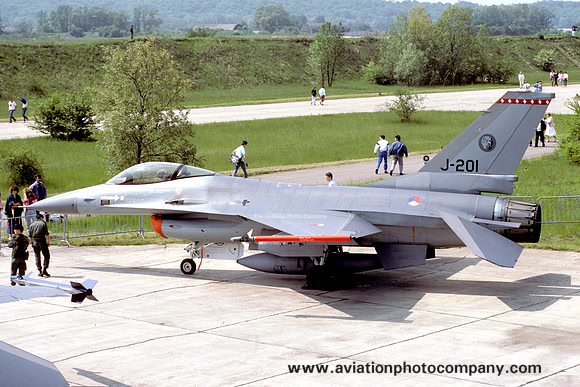 Dutch Air Force 315 Squadron General Dynamics F-16A Fighting Falcon J-201 (1987)