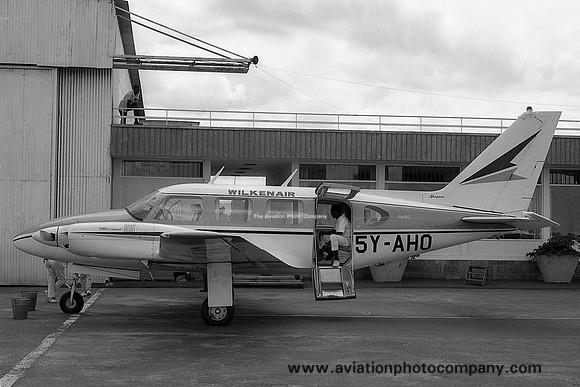 Wilkenair Piper PA-31-310 Navajo 5Y-AHO (1969)