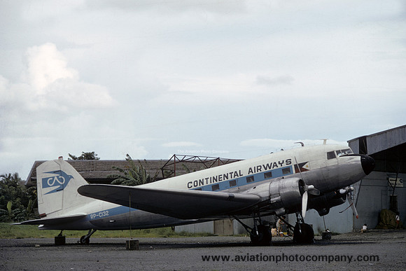 Continental Airways Douglas C-47A-80-DL RP-C132