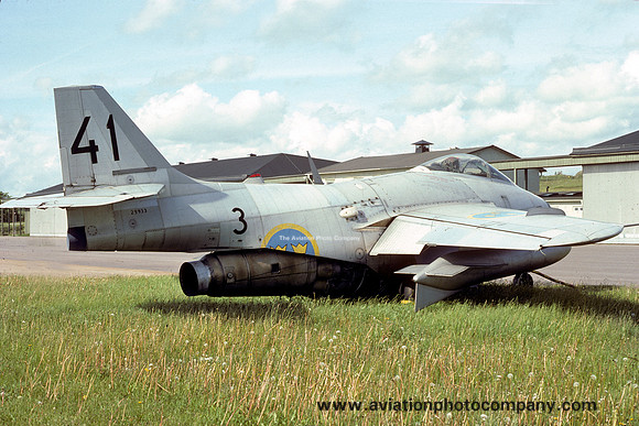 Swedish Air Force F3 SAAB Tunnan S-29C 39933/41 (1977)
