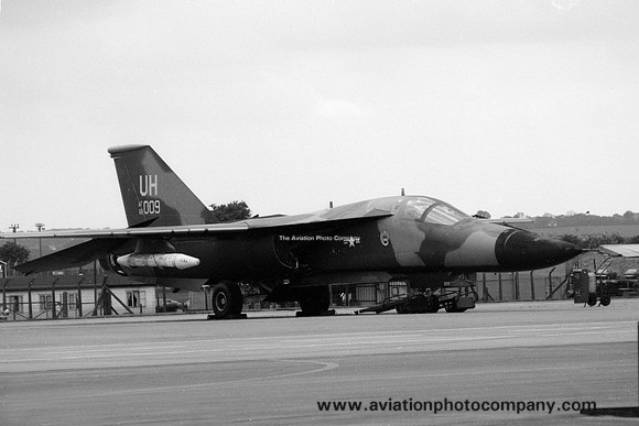 USAF 20 TFW General Dynamics F-111E Aardvark 68-0009/UH (1974)