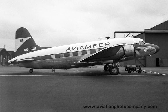 Aviameer Vickers Viking OO-EEN at Newcastle Woolsington
