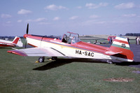 Zlin Z.526AM Akrobat HA-SAC (1970)