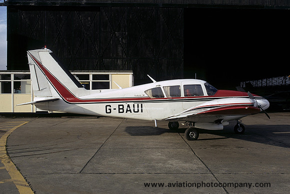Piper PA-23-250 Aztec D G-BAUI (1975)