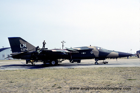 USAF 48 TFW 492 TFS GD F-111F Aardvark 70-2374/LN at RAF Lakenheath (1980)