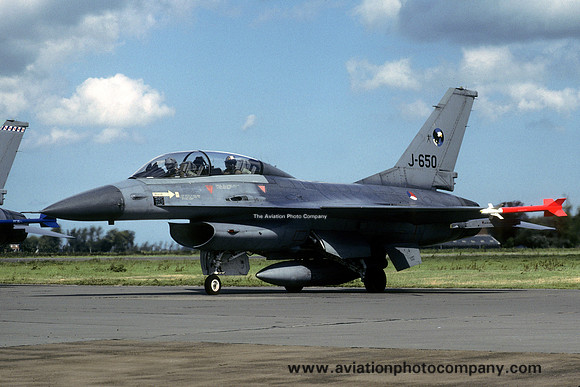 Dutch Air Force 311 Squadron GD F-16B Fighting Falcon J-650 (1988)