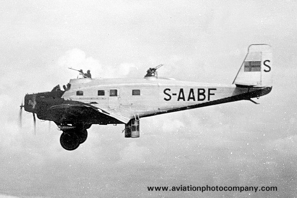 Junkers K-30 S-AABF Air to Air