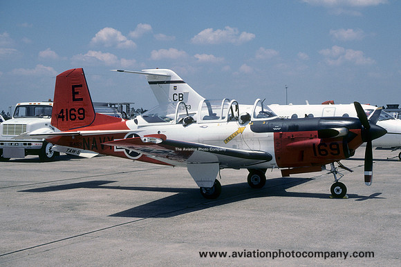 US Navy TAW-5 Beech T-34C Mentor 164169/E (2001)