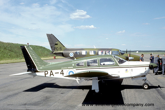 Finnish Air Force Piper PA-28-200 Cherokee Arrow PA-4 (1989)