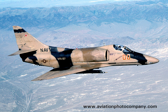 US Navy VFA-127 Douglas A-4F Skyhawk 154190/NJ-700 (1989)