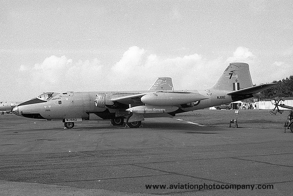RAF 7 Squadron English Electric Canberra TT.18 WJ682 (1973)