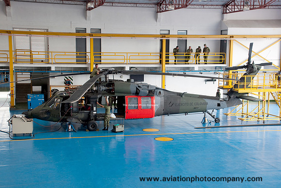 Colombian Army BAAV 2 Sikorsky UH-60L EJC2177 at Tolemaida (2013)