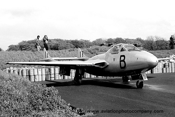 RAF ex CATCS De Havilland Vampire T.11 XE851 (1976)