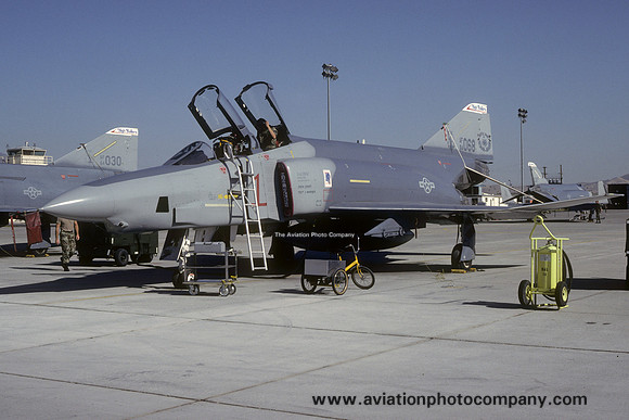 USAF Nevada ANG 192 TRS McDonnell RF-4C Phantom 64-1068 (1991)