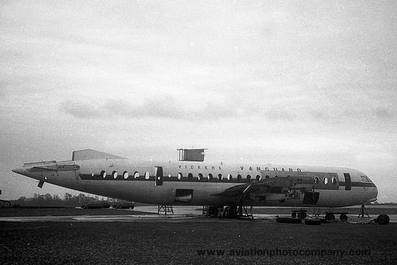Vickers Vanguard G-AOYW