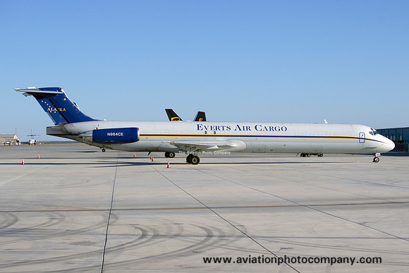Everts Air Cargo McDonnell Douglas MD-83F N964CE at Laredo (2024)