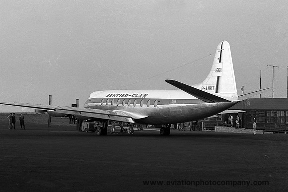 Hunting Clan Vickers 732 Viscount G-ANRT at Newcastle Woolsington
