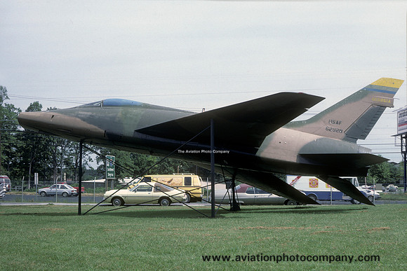 USAF Georgia ANG North American F-100D Super Sabre 56-2928 displayed at Dobbins AFB (1985)