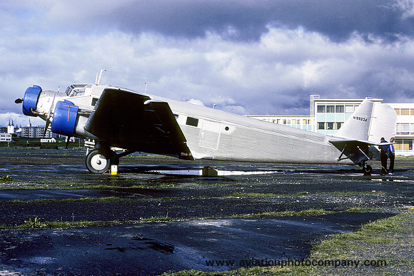 CASA 352L N99234 (1979)