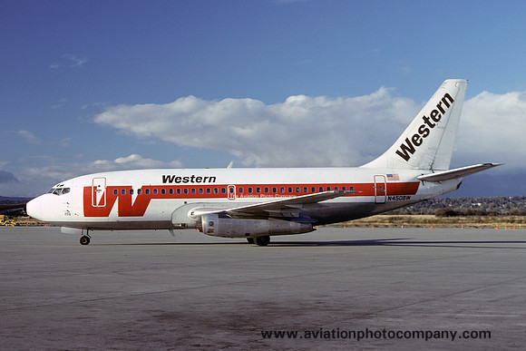 Western Airlines Boeing 737-247 N4508W (1978)