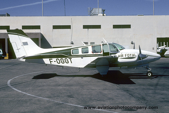 Air Foyal Beech 58 Baron F-OGGT (1980)