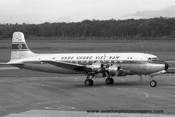 Hang Khong Viet Nam Douglas DC-6 XV-NUD (1966)