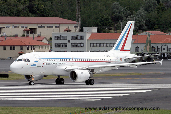 French Air Force Airbus A319-115 ACJ 1556/F-RBFB at Lajes (2009)