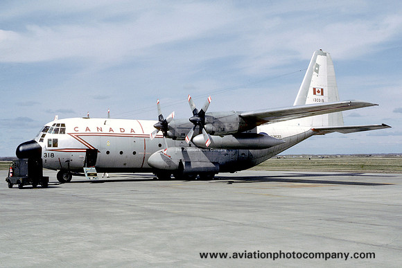 Canadian Air Force 435 Squadron Lockheed C-130E Hercules 130318 (1984)