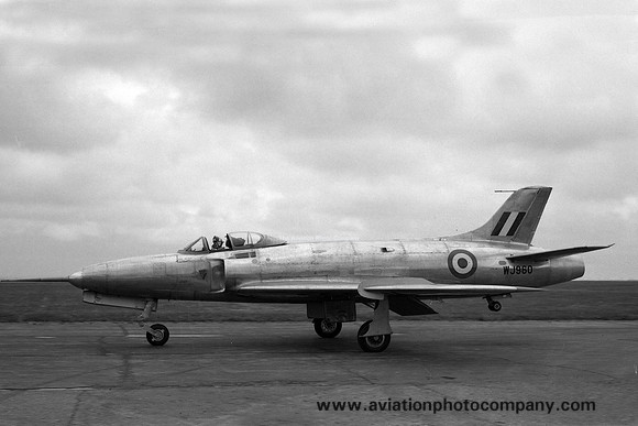 RAF Supermarine Swift WJ960 at RAF Chilbolton (1953)