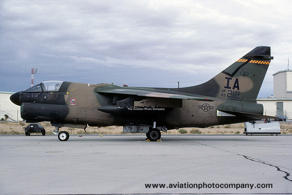 USAF Iowa ANG 124 TFS LTV A-7D Corsair 69-6212/IA (1982)