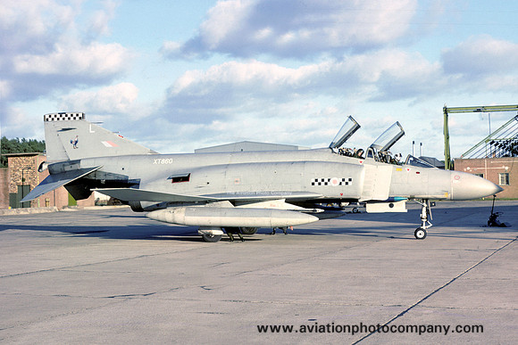RAF 43 Squadron McDonnell F-4K Phantom FG.1 XT860/L at RAF Lossiemouth (1985)